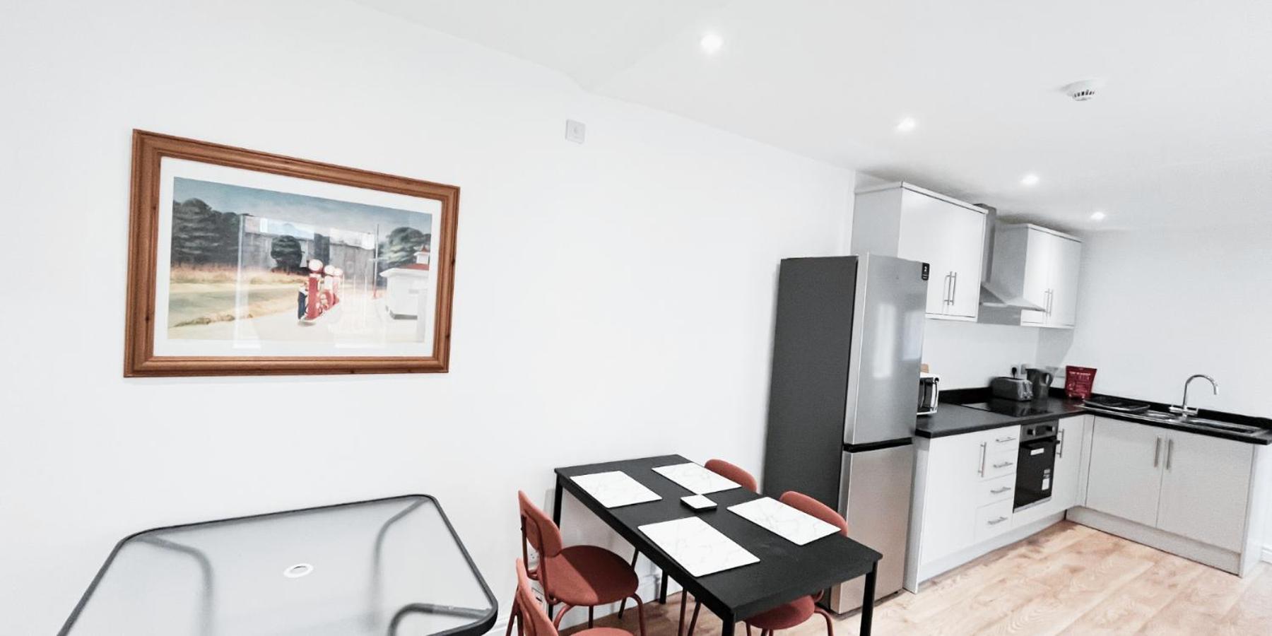 Spacious Room In Modern House Near Nottingham Exterior photo